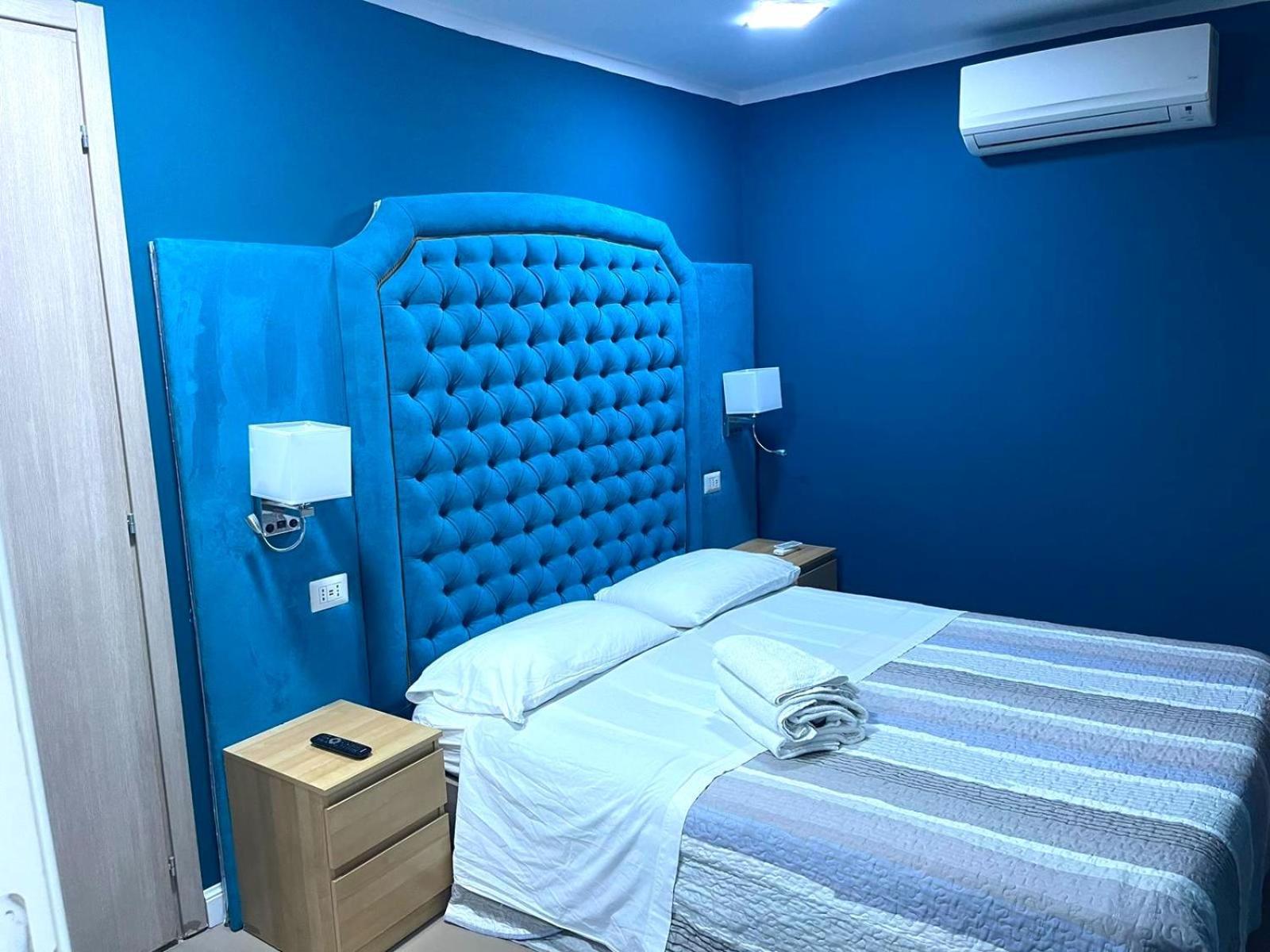 Bed And Breakfast Napoli Centro Storico Bagian luar foto