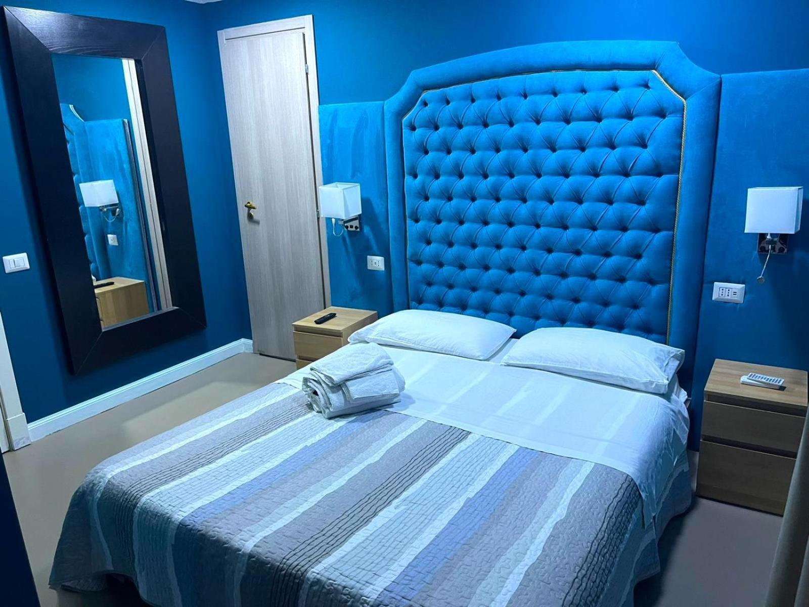 Bed And Breakfast Napoli Centro Storico Bagian luar foto